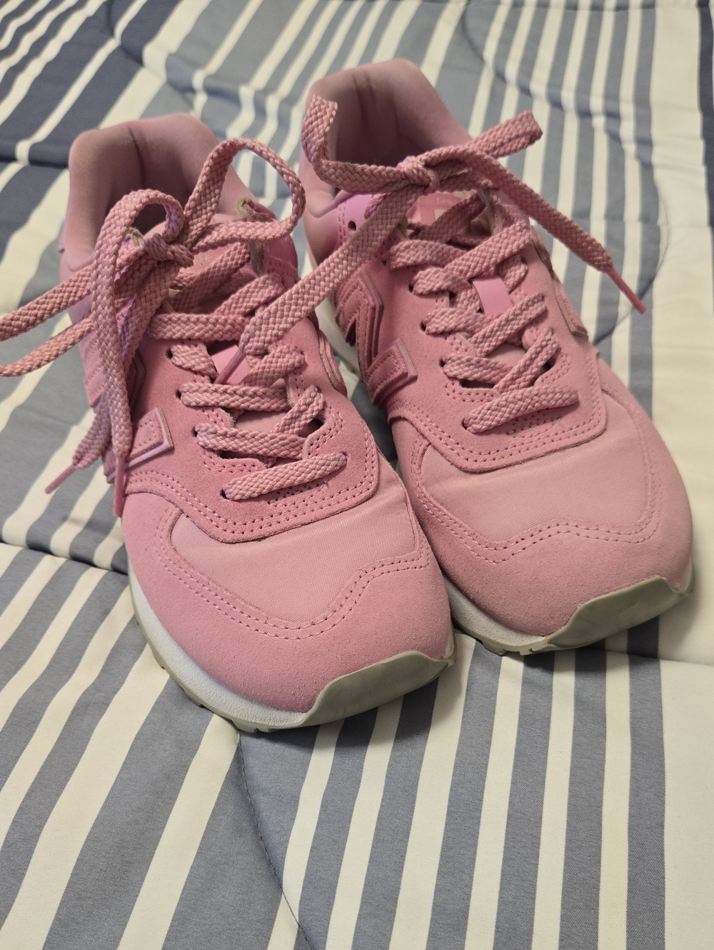 Women’s Pink New Balance Lace-Up Athletic Sneakers